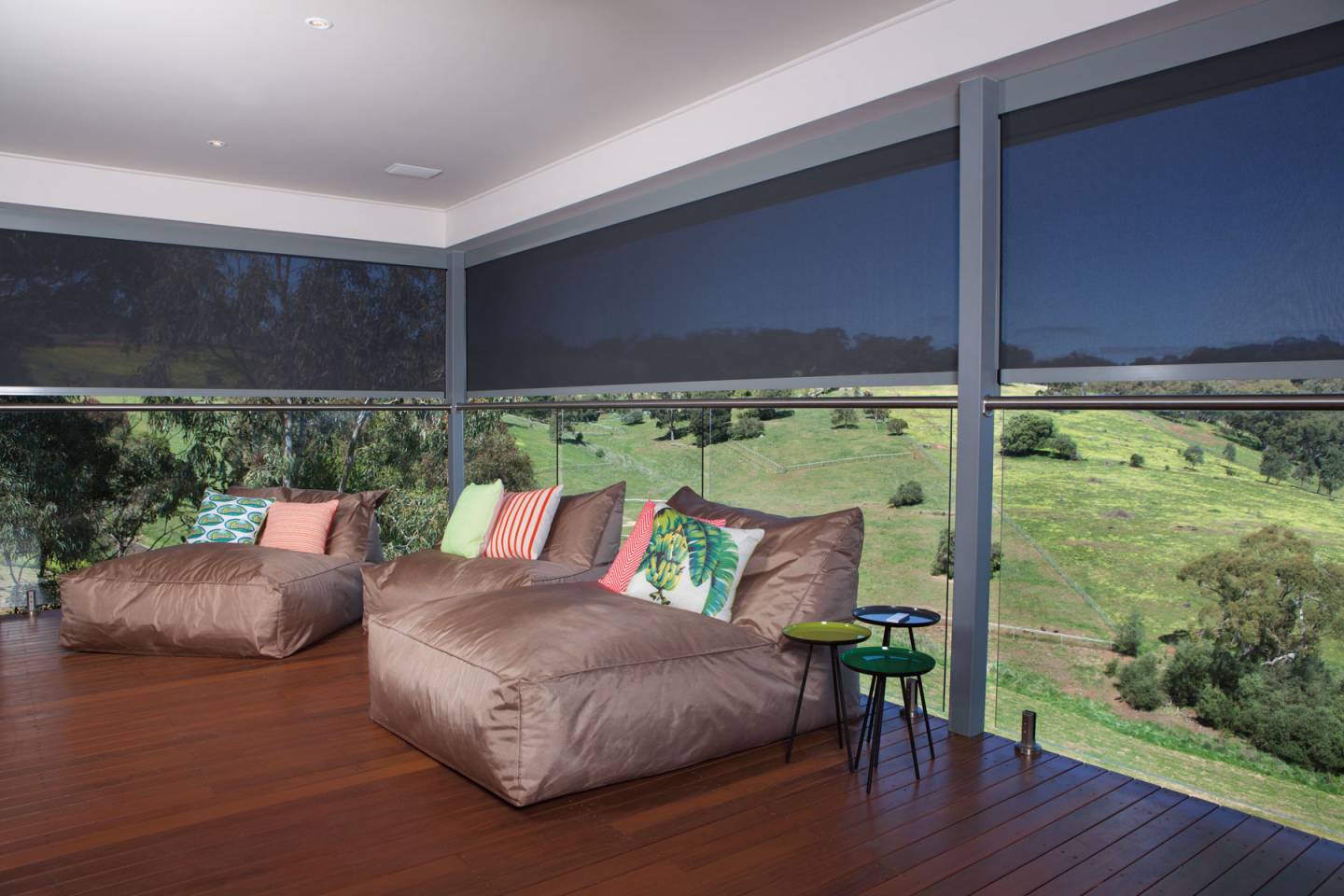 Stratco-Ambient-Blinds-05-uai-1440x960